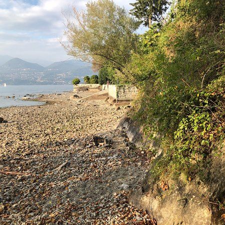 Spiaggia Pubblica Tra Fortino E Cerro