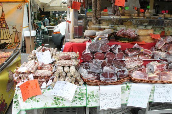 Mercato di Luino